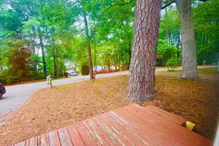 378 Kittery Ln, Sanford, NC 27332 - Photo 10