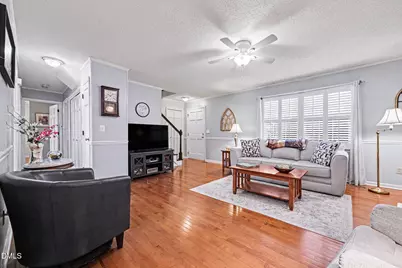 7 Sherwood Court, Smithfield, NC 27577 - Photo 2