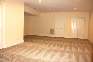 7816 Madison Park Ln, Raleigh, NC 27615 - Photo 20