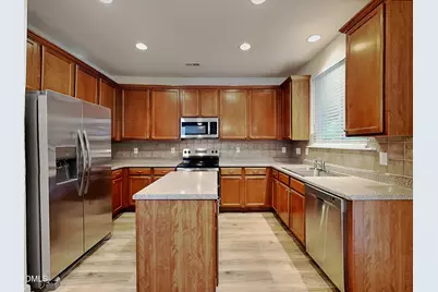 2809 Roundleaf Court, Raleigh, NC 27604 - Photo 4