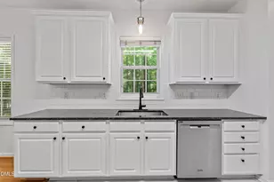 100 Brush Stream Dr, Cary, NC 27511 - Photo 20