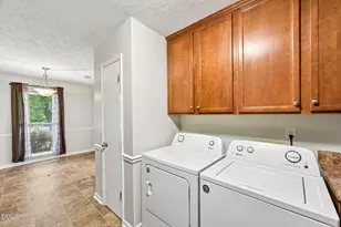 6434 Rannock Dr, Fayetteville, NC 28304 - Photo 10
