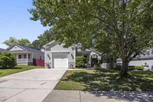919 Homestead Park Dr, Apex, NC 27502 - Photo 2