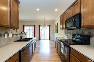 700 Mardonie Reach Ln, Cary, NC 27519 - Photo 10