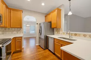 3009 Sawyers Mill Dr, Apex, NC 27539 - Photo 8