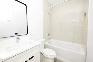 209 Woodsborough Pl, Raleigh, NC 27601 - Photo 22