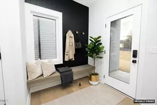 209 Woodsborough Pl, Raleigh, NC 27601 - Photo 18