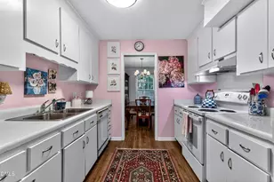 2802 Wycliff Rd, Raleigh, NC 27607 - Photo 12