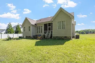 1428 Hopson Downs Ct, Holly Springs, NC 27540 - Photo 10
