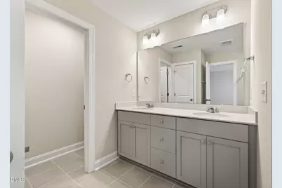 584 Barrington Row Avenue, Zebulon, NC 27597 - Photo 12