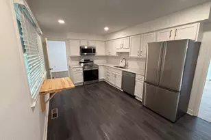904 Brookwood Dr, Raleigh, NC 27607 - Photo 8