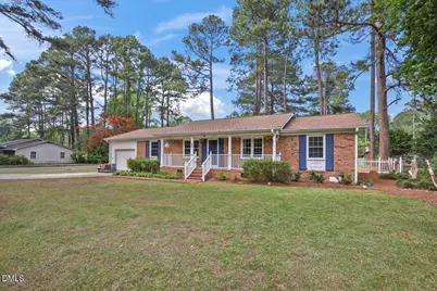 101 E Wilson Street, Smithfield, NC 27577 - Photo 2
