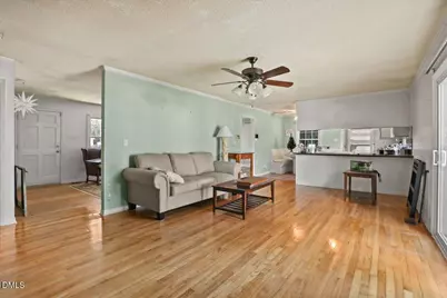 101 E Wilson Street, Smithfield, NC 27577 - Photo 10