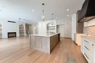 1221 Gunnison Pl, Raleigh, NC 27609 - Photo 4