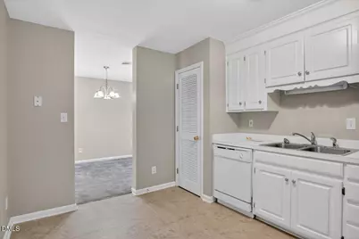 1630 Oxford Road #B, Henderson, NC 27536 - Photo 10