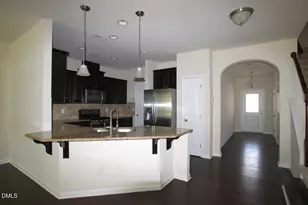 10019 Lynnberry Pl, Raleigh, NC 27617 - Photo 2