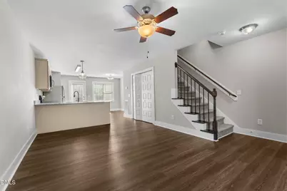 371 S Church Street, Coats, NC 27521 - Photo 6