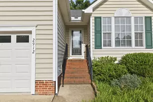 2912 Sedgefield Pines Ln, Raleigh, NC 27604 - Photo 4