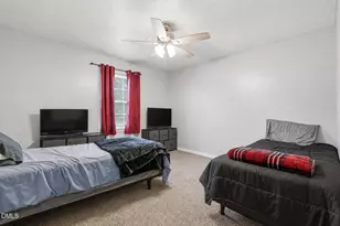 3366 Vardaman Ave, Hope Mills, NC 28348 - Photo 12