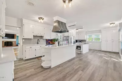 207 W 3rd Street, Princeton, NC 27569 - Photo 12