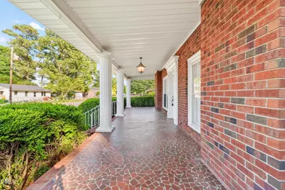 207 W 3rd Street, Princeton, NC 27569 - Photo 6