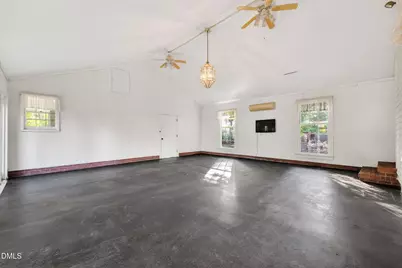 207 W 3rd Street, Princeton, NC 27569 - Photo 32