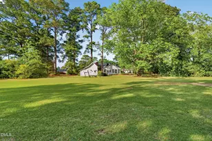 207 W 3rd St, Princeton, NC 27569 - Photo 48