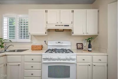 104 Duchess Lane, Chapel Hill, NC 27517 - Photo 8