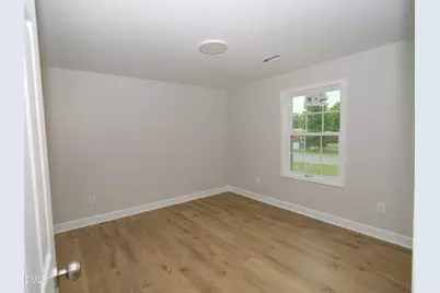 109 Hazel Street, Goldsboro, NC 27530 - Photo 18