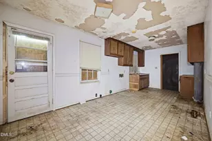 402 Abel St, Greenville, NC 27834 - Photo 20