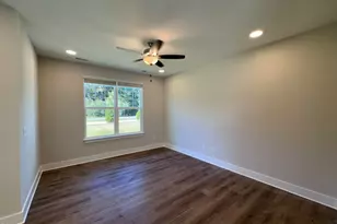 836 Pryor St, Mebane, NC 27302 - Photo 4