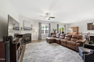 39 Fairview St, Clayton, NC 27520 - Photo 12
