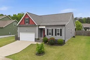 39 Fairview St, Clayton, NC 27520 - Photo 2