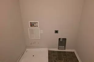 8208 Stone Cellar Dr, Raleigh, NC 27613 - Photo 12