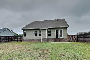 182 Rolling Oaks Ln, Benson, NC 27504 - Photo 16