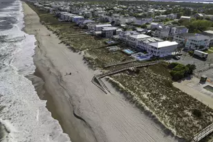 111 Hanby Ave, Carolina Beach, NC 28428 - Photo 24