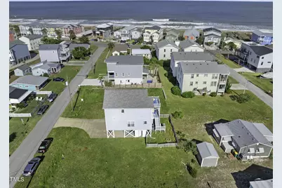 111 Hanby Avenue, Carolina Beach, NC 28428 - Photo 46