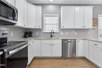111 Hanby Avenue, Carolina Beach, NC 28428 - Photo 14