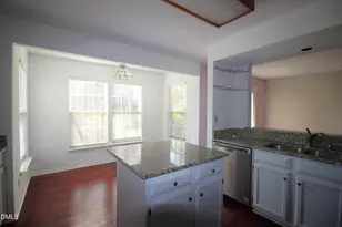 108 Foscoe Ln, Cary, NC 27513 - Photo 6