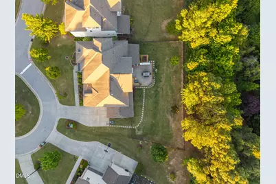 528 Bolton Grant Drive, Cary, NC 27519 - Photo 4