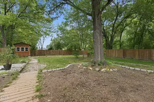 1627 Melody Ln, Burlington, NC 27215 - Photo 34
