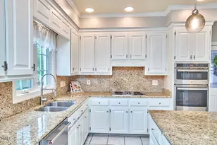 105 Weatherly Pl, Cary, NC 27518 - Photo 24