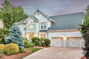 105 Weatherly Pl, Cary, NC 27518 - Photo 4