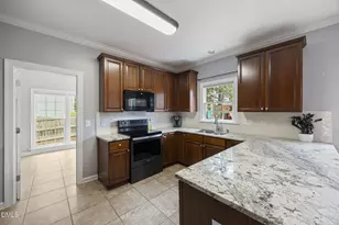 905 Haddon Hall Dr, Apex, NC 27502 - Photo 16