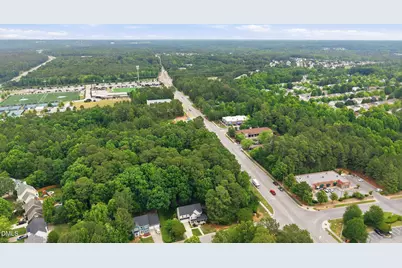 817 Oakhall Drive, Holly Springs, NC 27540 - Photo 4
