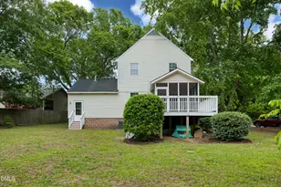 604 Vannoy Pl, Fuquay Varina, NC 27526 - Photo 18