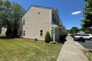 705 Keystone Park Dr, Morrisville, NC 27560 - Photo 2
