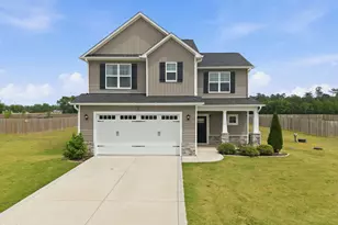 72 Sanford Ln, Dunn, NC 28334 - Photo 2