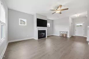 72 Sanford Ln, Dunn, NC 28334 - Photo 8