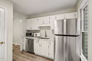 6509 English Oaks Dr, Raleigh, NC 27615 - Photo 2
